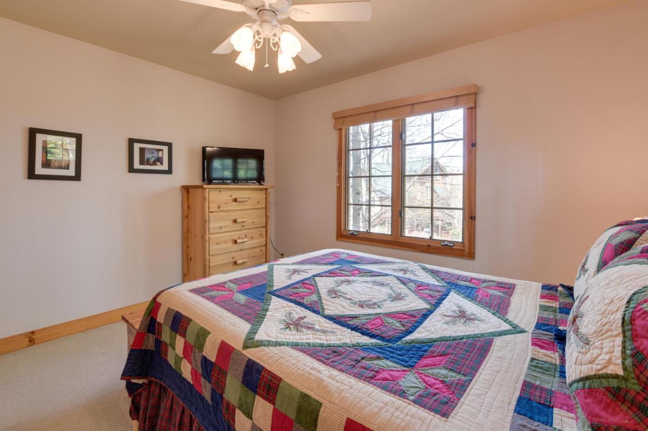 Inviting Cashiers Condo Deck And Golf Course Views! Exterior photo